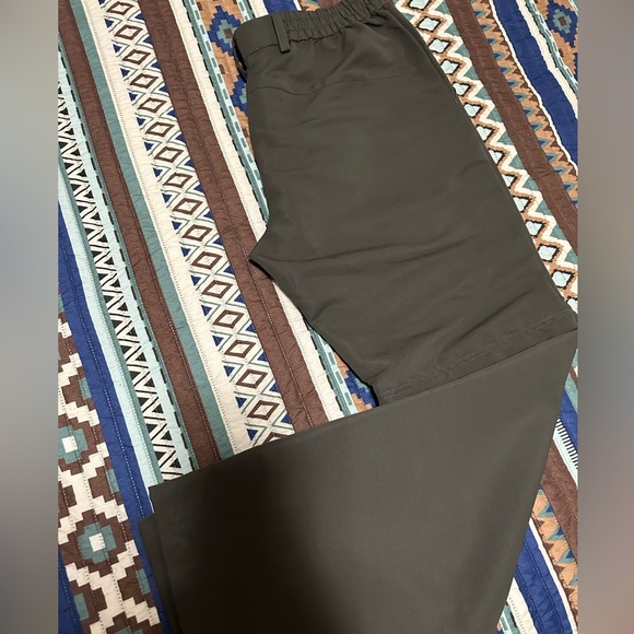 3/50$ Windbreaker pants / walking pants / jogger / olive green cargo pants - Picture 12 of 14